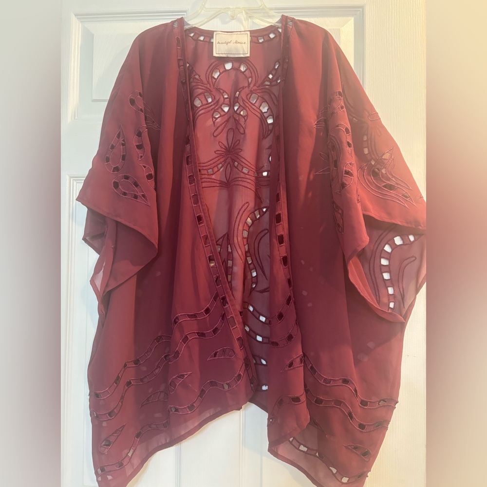 EUC Anthropologie ‘Beautiful Stories’ Eyelet/Cutout Sheer Kimono purple O/S